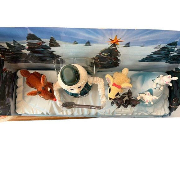 Rudolph And The Island Of MisfitToys Memory Lane Most Famous Reindeer Of All Box - Picture 3 of 5
